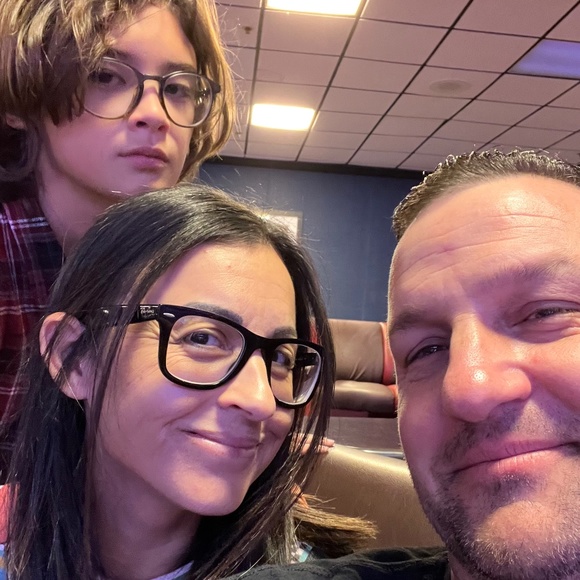 Meet your Posher, Raven - Picture 1 of 2